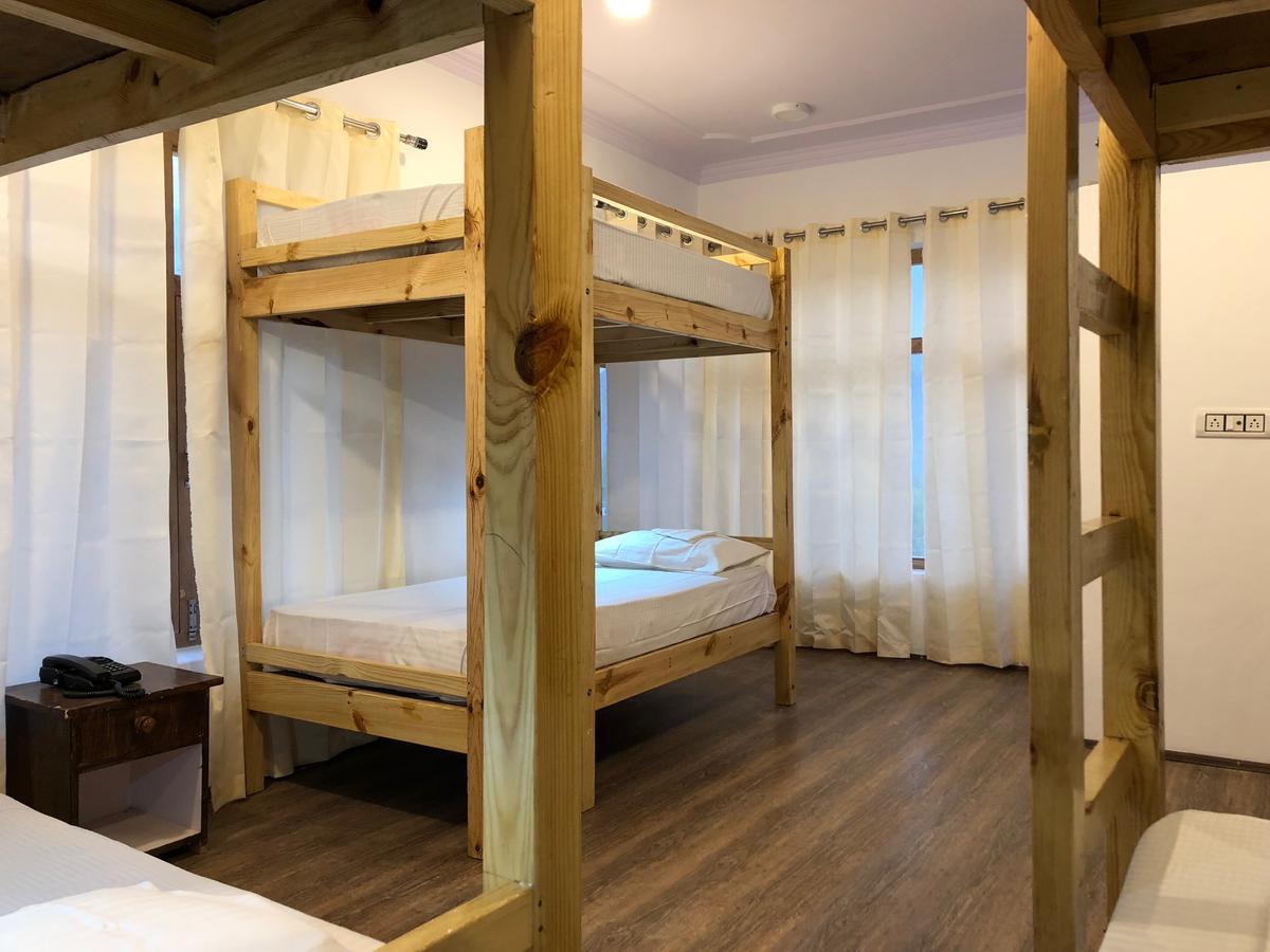 Raybo Hostel Leh Bagian luar foto